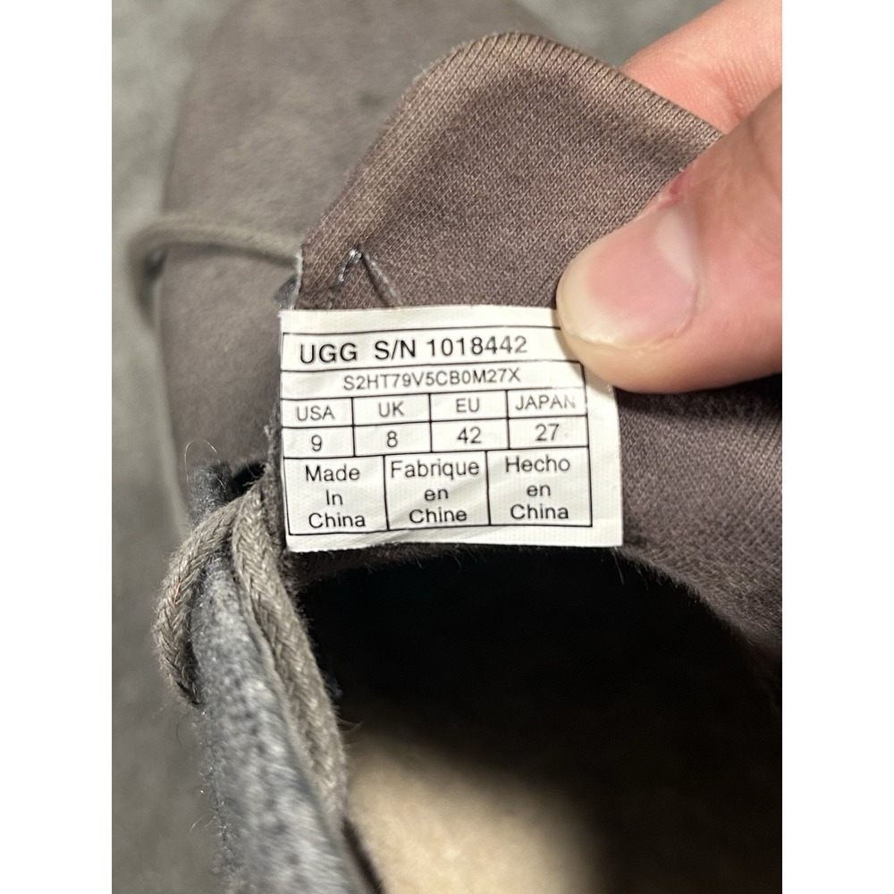 UGG Men's Chukka Boots Gray Suede Wool Lace Up Size 9 Casual Comfort - Picture 8 of 8